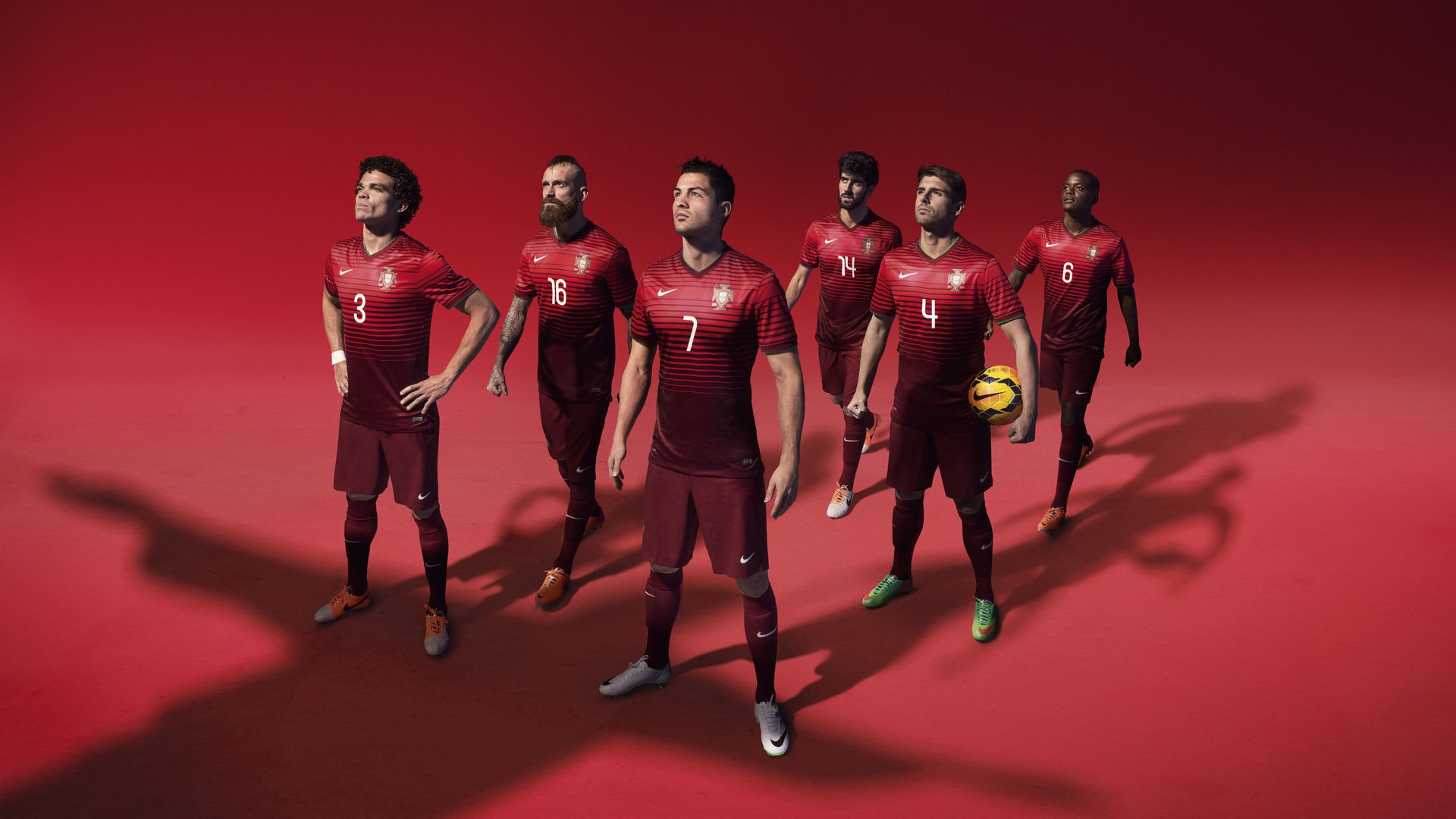 2018年西部决赛：库里在第三节一人投中五个三分球，一举扳平系列赛！