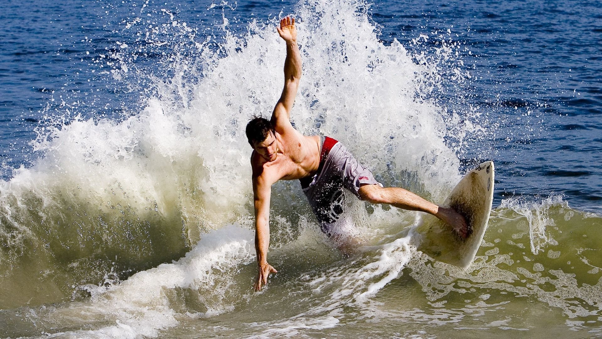 “智能裁判系统在中超首次应用，保障比赛公平公正”，人工智能足球裁判