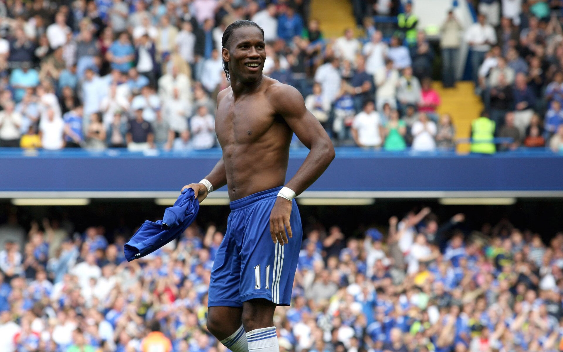 开云体育入口下载-球迷互动：粉丝投票选出年度最爱球员，球队粉丝数量排名